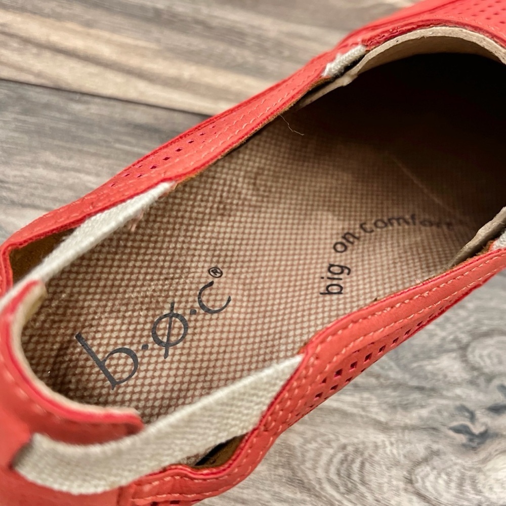 NIB BOC Born Georgia II Perforated Comfort Slip On Loafer Shoes 8M 39 Coral - Picture 9 of 11